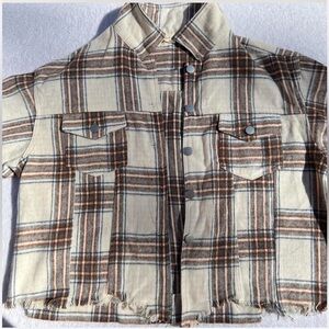 Altr'd State Cream and Brown Plaid Cropped Flannel Jacket with Frayed Hem